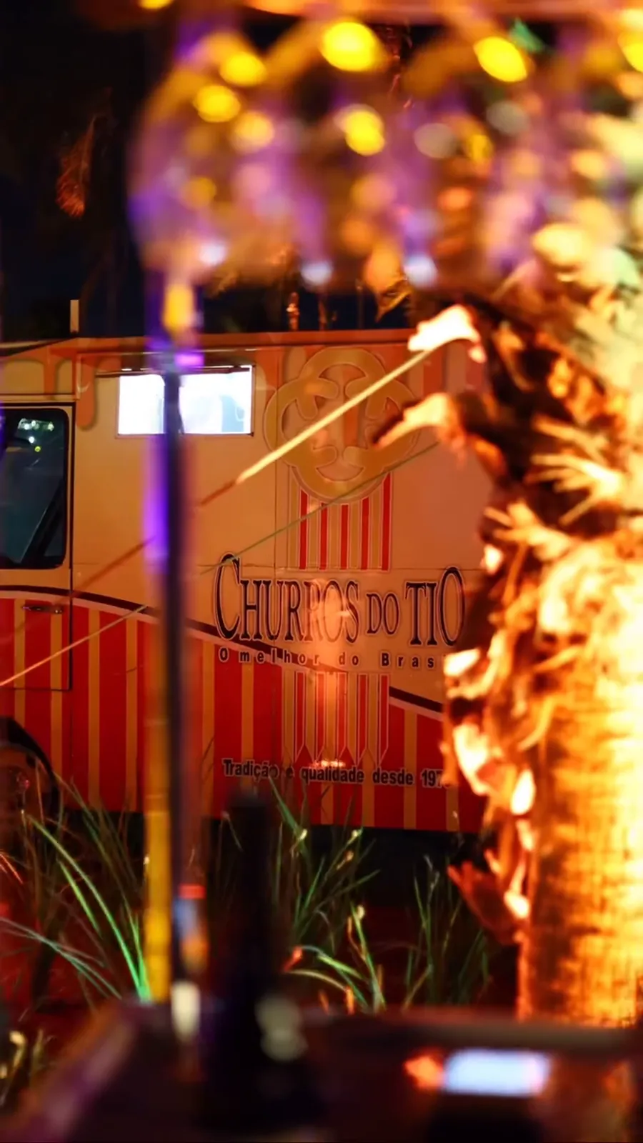 Kombi do Churros do Tio atendendo em Brasília